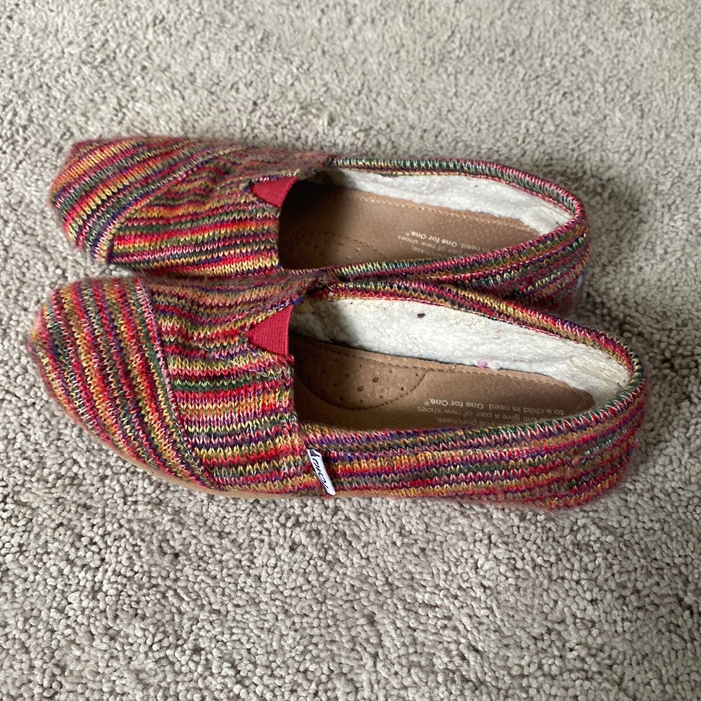 Fleece lined TOMS